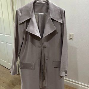 Custom made Raw silk shift dress with manteau with belt in a soft grey color